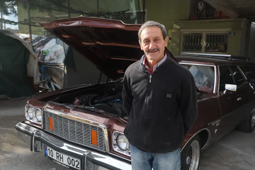 Bu serada sebze değil klasik araba yetişiyor. Çocukluk hayâliydi, mesleği oldu 2