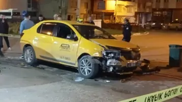 Arkadaşının taksisini çalan şüpheli, kaza yapınca yakalandı 