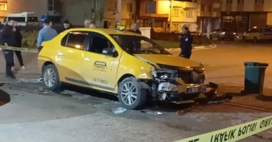 Arkadaşının taksisini çalan şüpheli, kaza yapınca yakalandı 