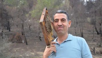 15 yıl önce hobi olarak başladı şimdi Türkiye'nin her yerine gönderiyor. Sayıyı 200'e çıkardı