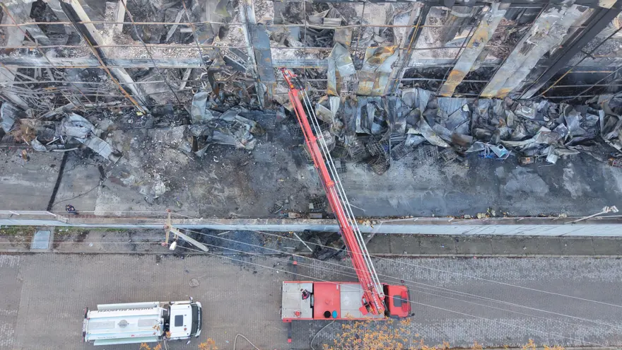 10 saat boyunca yanan fabrikanın son hali 