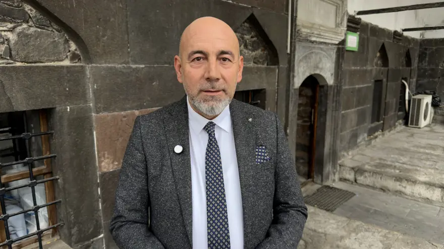 23 yıldır kayıplarda olan Anadolu Türk tarihinin en eski kitabesi bulundu 1