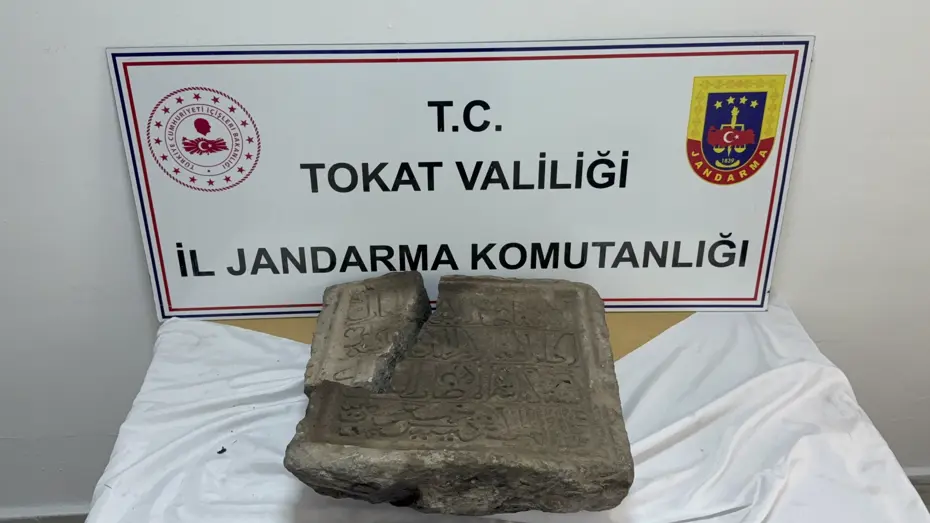 23 yıldır kayıplarda olan Anadolu Türk tarihinin en eski kitabesi bulundu