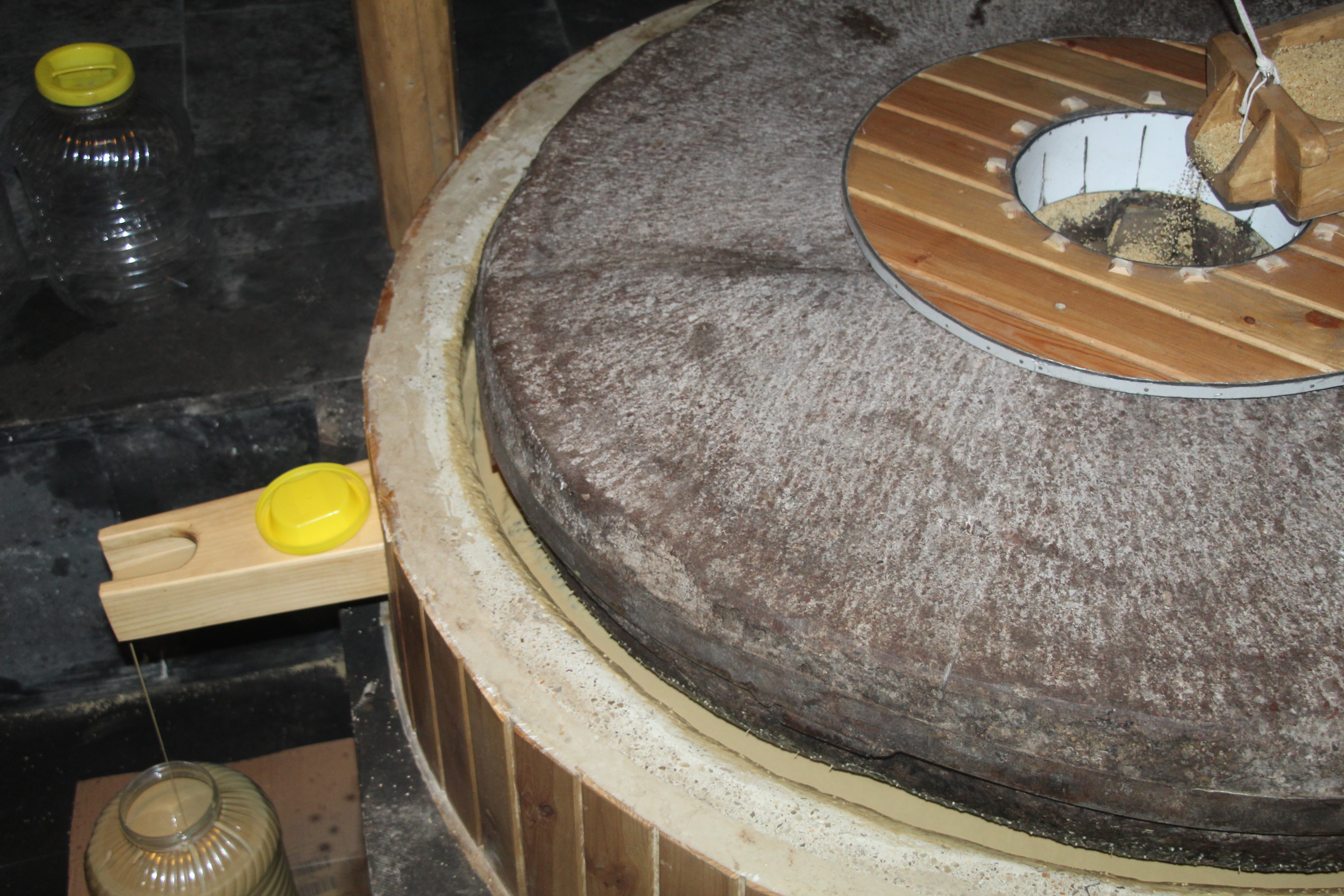 Elektrik yok, makine yok! Tarihi değirmenin küllerinden doğdu