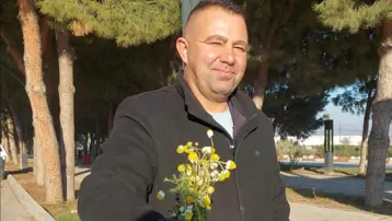 Sıra dışı durum, çiftçiler endişeli. Zemheri papatyaları açtı