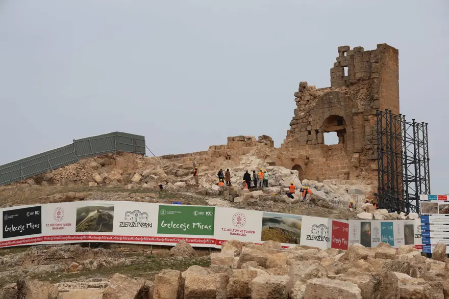 BİRÇOK ESER GÜN YÜZÜNE ÇIKARILDI 1