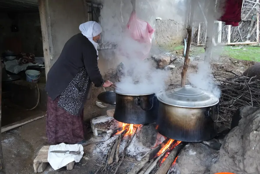 "BÜYÜKLERİMİZDEN KALAN BİR GELENEK" 2