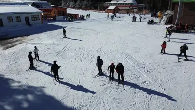 Dünyada sadece Alpler'e mahsus. "Kristal kar" yapısıyla da biliniyor