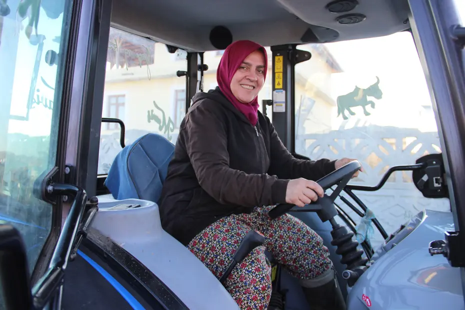 Yapamazsın diyenlere kulak tıkadı. Köye yerleşti, sayıyı 100'e çıkardı