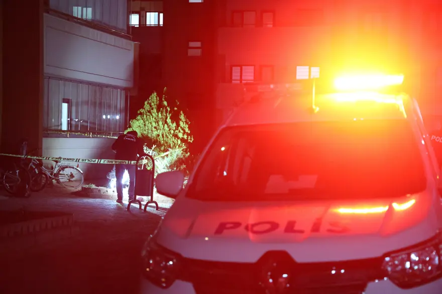 "KOLUMDA EBRU YAZIYOR" 2