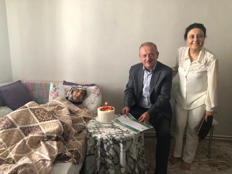 2 padişah, 12 cumhurbaşkanı gördü. Fatmana nineden acı haber