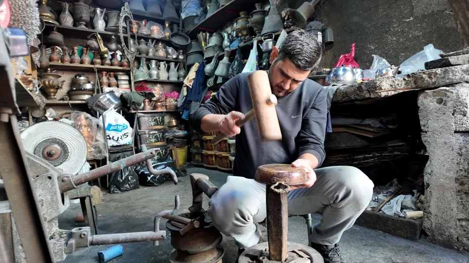 Babasının yanında çekirdekten yetişti. Yoğun ilgi görüyor, pek çok çeşidi var