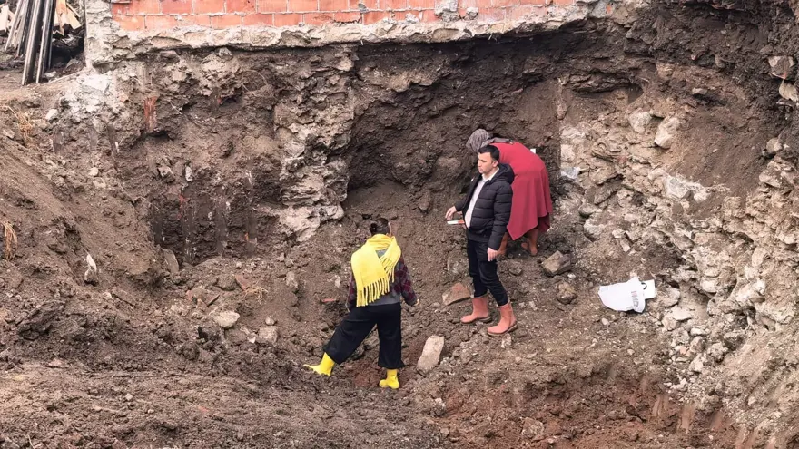 Site inşaatı için kazılan yerden insan kemikleri çıktı 