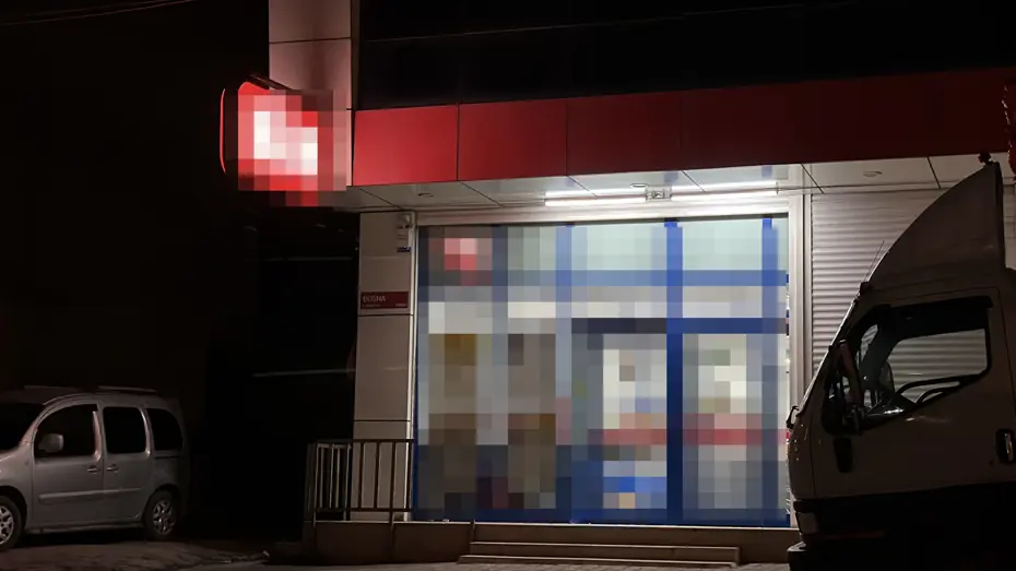 İstanbul’da 14 yaşındaki şüpheli zincir markete ateş açtı