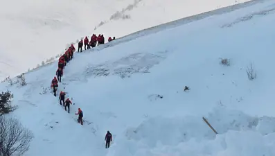 Çığ felaketinde üçüncü gün. Kayıp çoban aranıyor