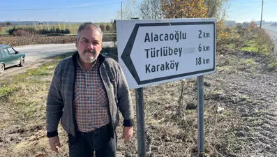 Fıkra gibi olay. Bu köy yaklaştıkça uzaklaşıyor