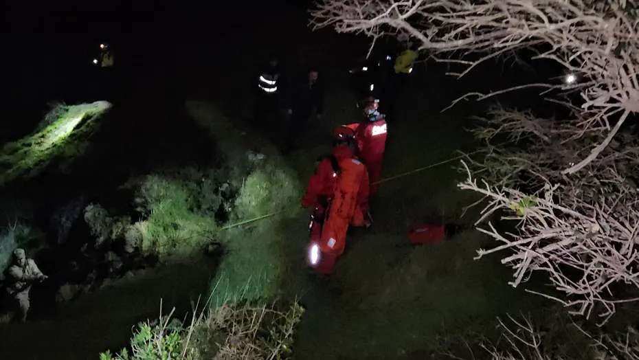 Mantar toplamaya giden kadın kayboldu. Saatler sonra düştüğü uçurumda bulundu
