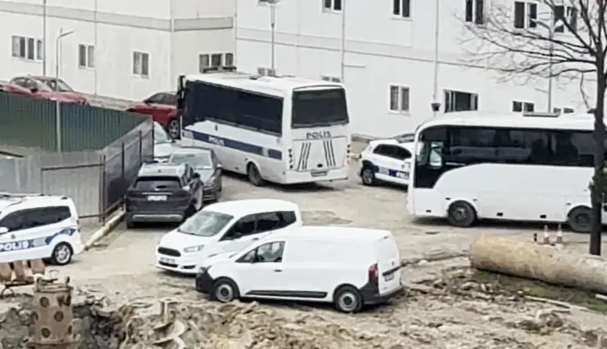 DÖRT KİŞİ GÖZALTINA ALINDI 1