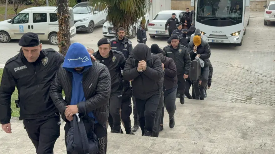 Samsun'da çocuk müstehcenliğine yönelik eş zamanlı operasyon: 40 gözaltı 