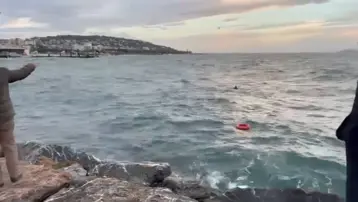 Maltepe sahilinde fırtınada denize giren bir kişi boğuldu