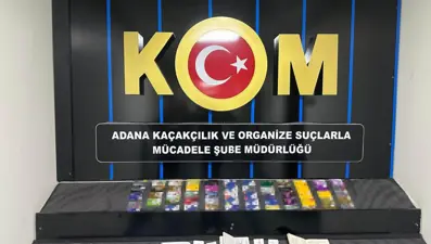 Adana'da tefeci operasyonu. Çok sayıda kredi kartı ele geçirildi