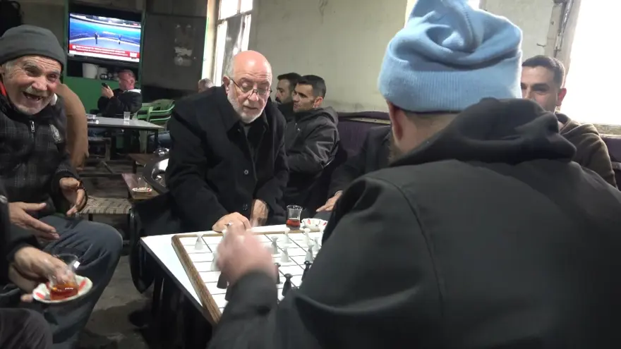 Bu çay evi başka. Kötü alışkanlıklar kapıdan içeri giremiyor 3