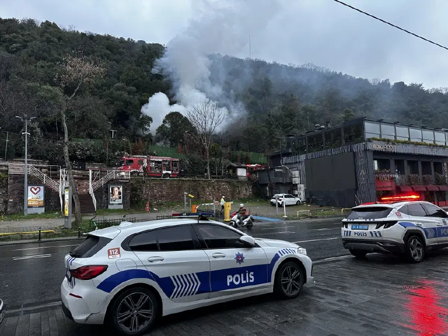 Beşiktaş'ta yangın paniği. Ünlü restoranın müştemilatında yangın 2