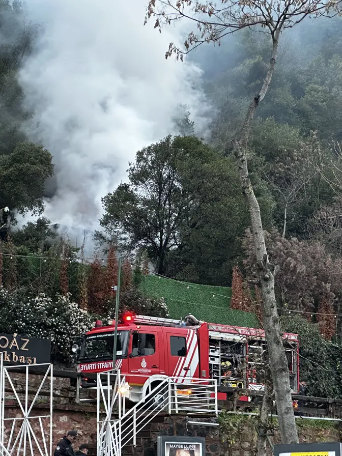 Beşiktaş'ta yangın paniği. Ünlü restoranın müştemilatında yangın
