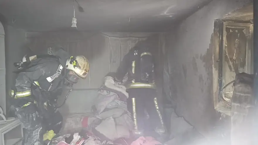 Antalya'da bodrum katta yangın paniği 3