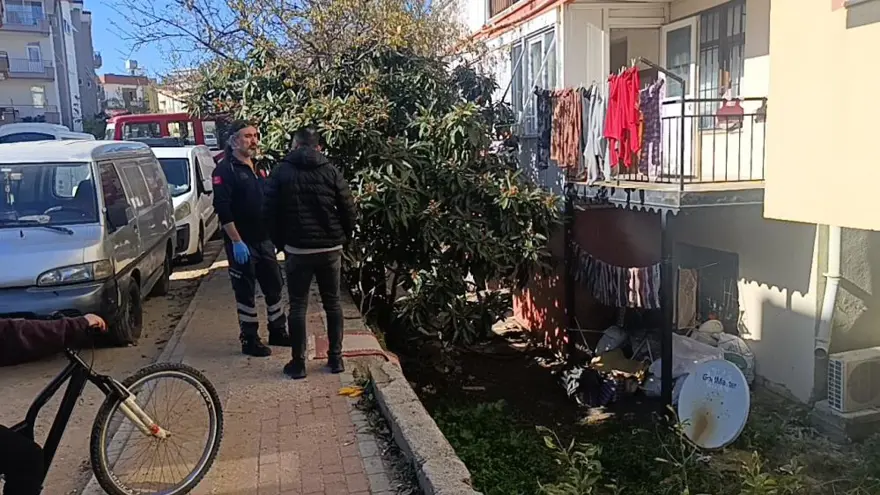 Antalya'da bodrum katta yangın paniği 