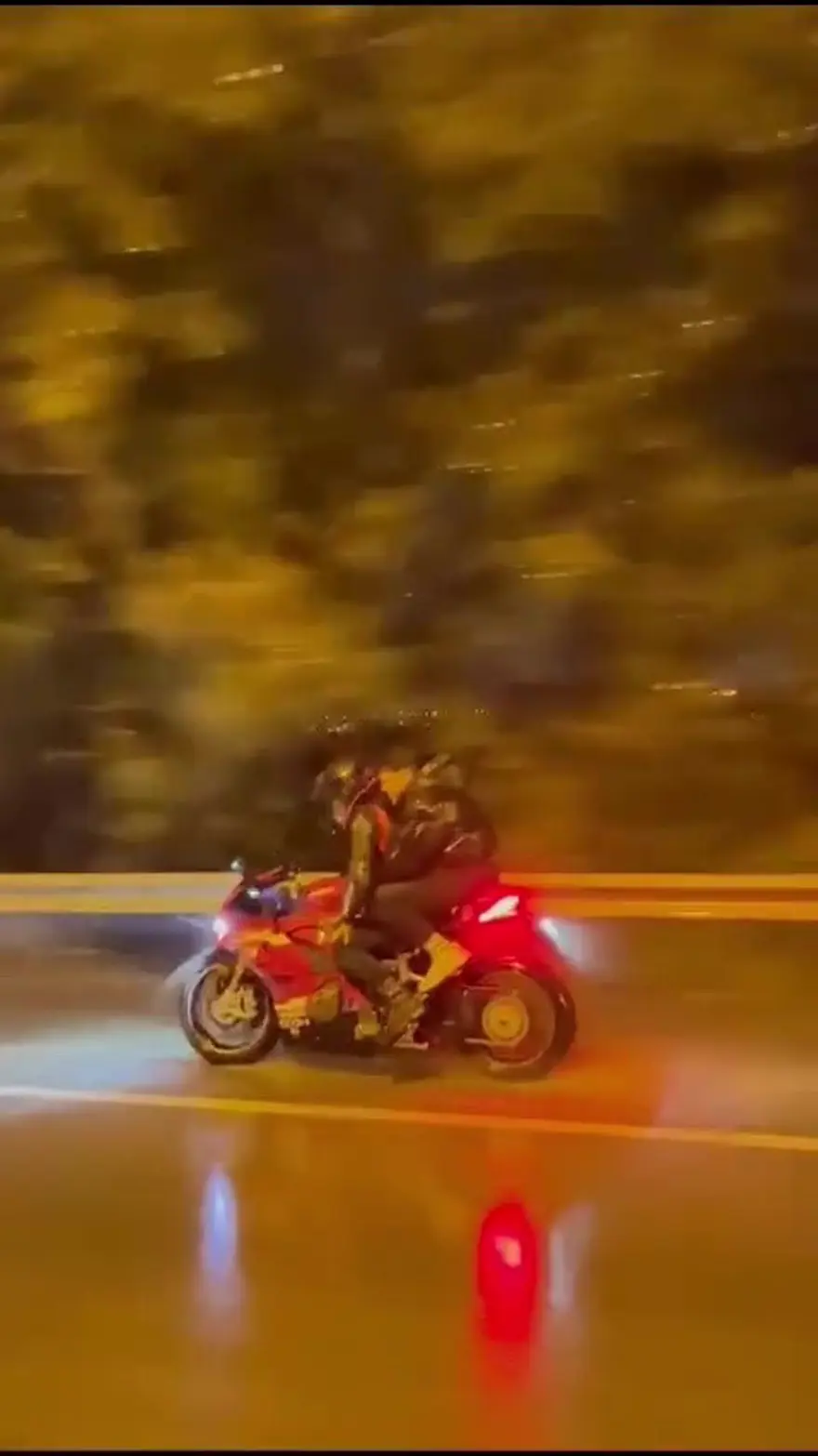 Sosyal medya fenomeninin yürek yakan ölümü. Kaskını kız arkadaşına vermiş 2