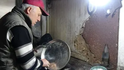 Artık ne genç kızların çeyizinde ne de mutfaklarda yer alıyor. Satışları gün geçtikçe azaldı