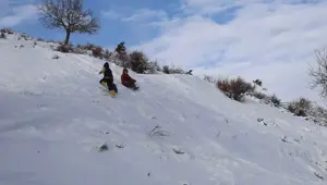 Yazın 50 derece şimdi 1 metre kar var. Mazot bile buz tutuyor