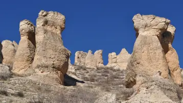 Kapadokya’ya rakip olacak güzellik: Diyarbakır’ın "İnsan Dizisi" kayaları