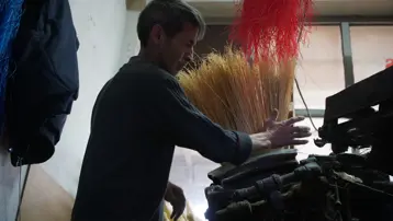 Vazgeçilmezdi ama artık yok oluyor. Tanesi 150 lira alan yok