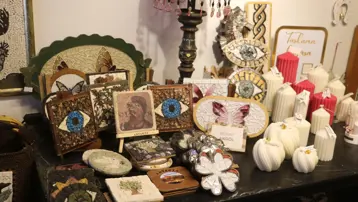 Yumurta kabuklarıyla başladığı yolculukta 30 yıllık mozaik sanatçısı oldu.