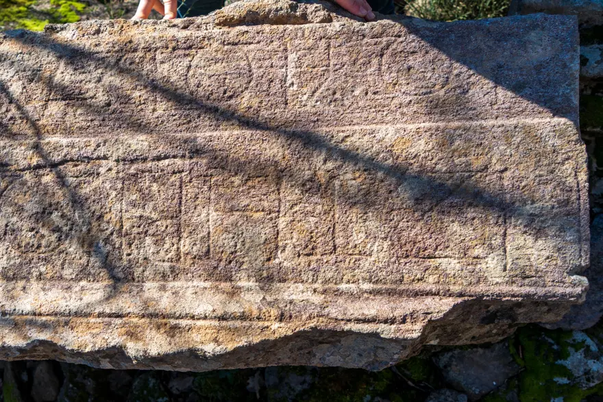 Milattan önce inşa edildi. Manisa'daki gizemli bölgeye ulaşmak çok zor 