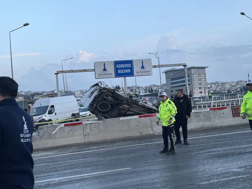 "Uçan Yol"da can pazarı: 1'i ağır 3 yaralı 4