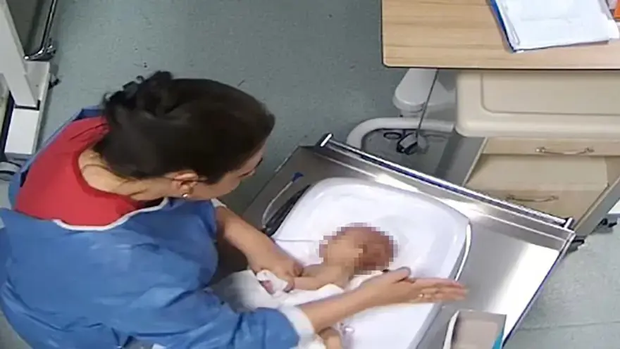 5 günlük bebeği döverek engelli bırakan cani hemşireden akılalmaz savunma. "Mesleğimi en iyi şekilde yapıyordum" dedi 2