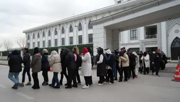 Dolandırıcıların yeni yöntemi yapay zeka. Kadın görselleri oluşturup 483 milyon liralık vurgun yaptılar