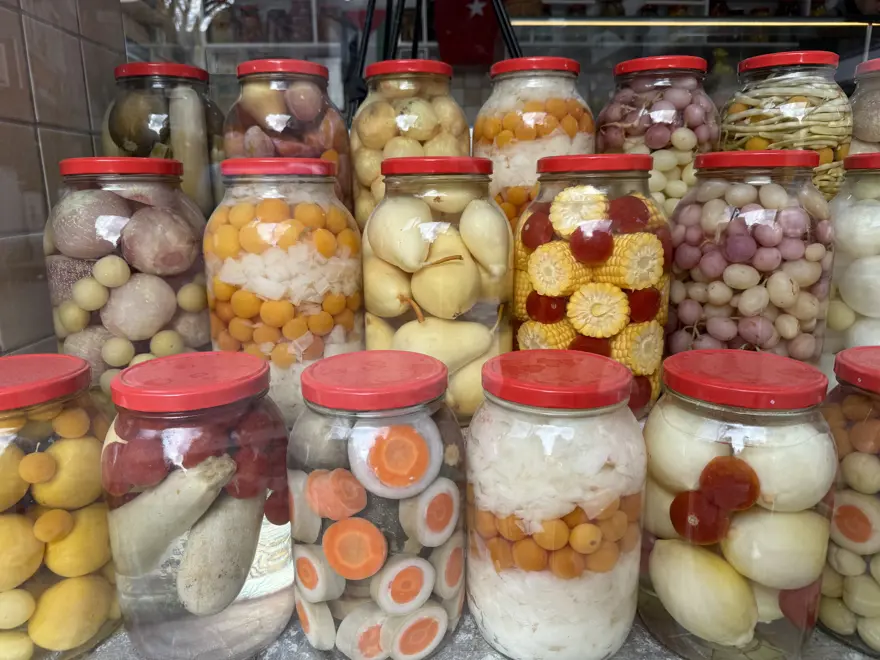 "YENİLEBİLEN HER ŞEYİN TURŞUSU OLUR"
 3