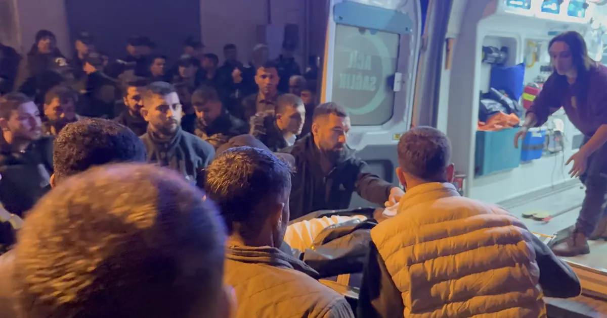 Bahçesine girenleri korkutmak için rastgele ateş açtı, balkondaki genç öldü