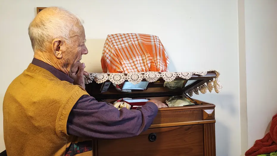 Gizli bölmeye kaldırmıştı. Engelli adamın 1 kilo altınını kim çaldı?