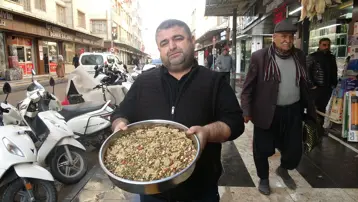 Zeytinyağıyla tüketildiğinde daha faydalı oluyor. Kışın favori lezzeti oldu