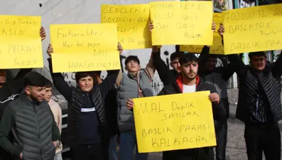 Adana'da başlık parası eylemi: "Kibar Feyzo bugünleri anlattı"