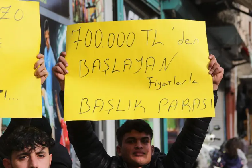 "BAŞLIK PARASI YÜZÜNDEN EVLENEMEDİM"
 3