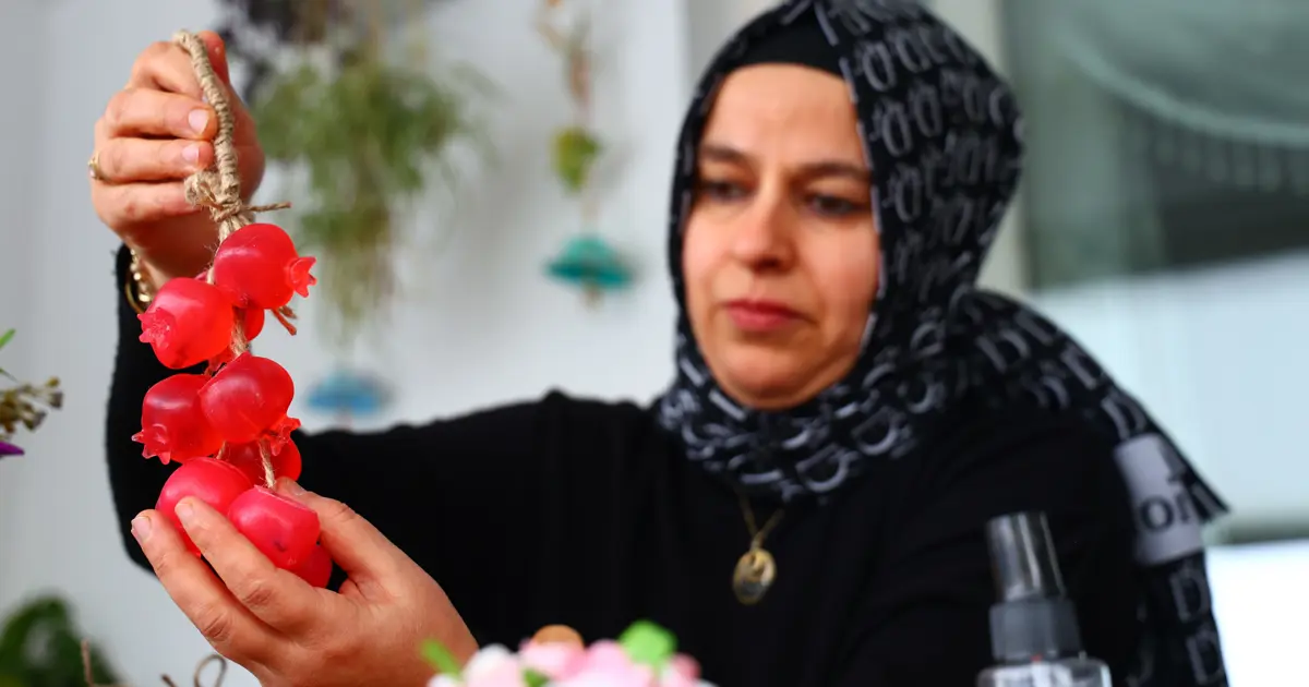 Eğitim aldığı kurslarda şimdi usta öğretici oldu