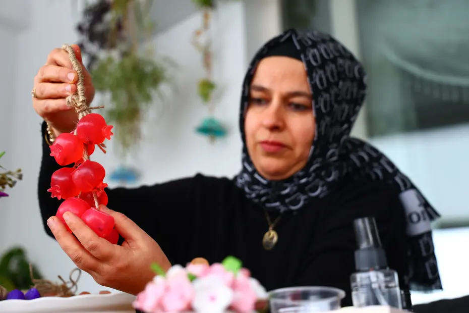 Eğitim aldığı kurslarda şimdi usta öğretici oldu