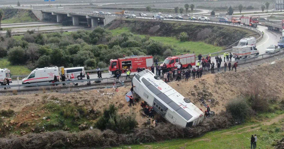 Antalya'da 10 ölümlü kaza neden oldu? Otobüslerde kış lastiği tartışması