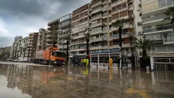 İzmir'in sağanak bilançosu. Son 88 yılın rekoru kırıldı